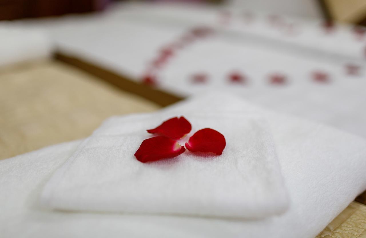 Cat Ba Orchid Hotel Cat Ba Island Екстериор снимка